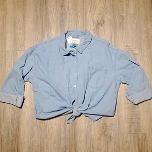 Light Wash Denim Button Up Long Sleeve Shirt